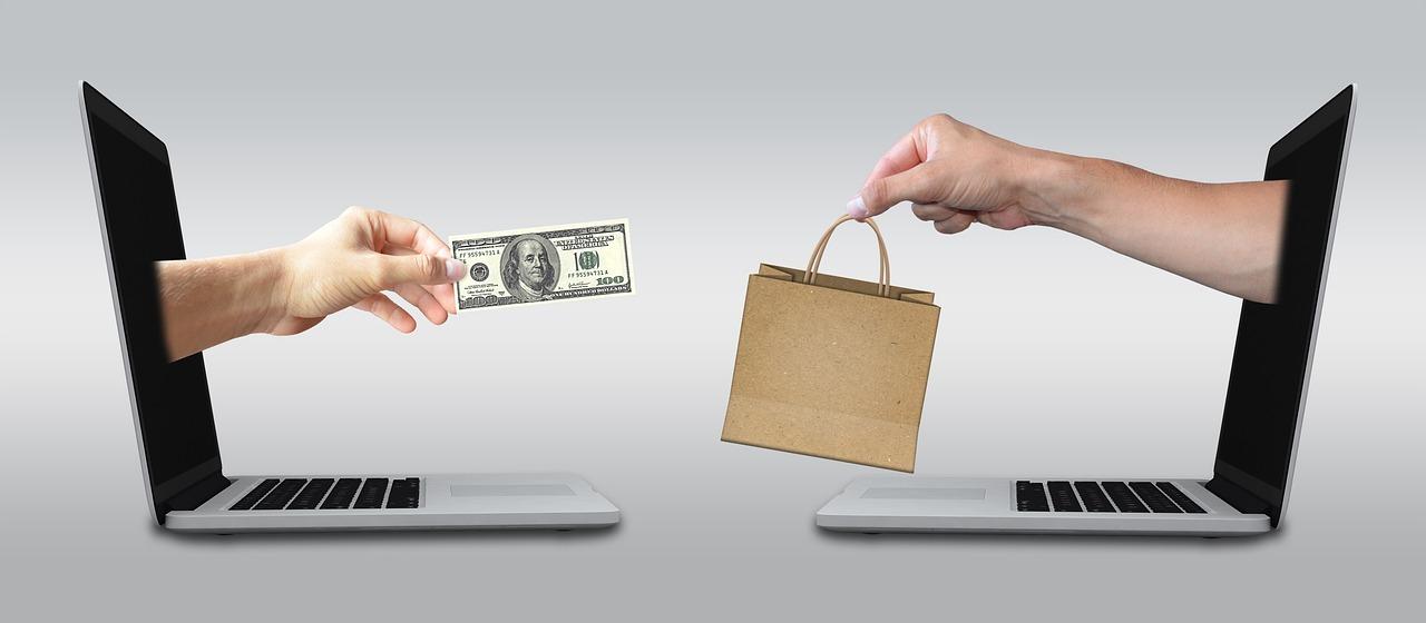 Boosting E-Commerce Customer Service: Unleashing the Power of AI Chatbots