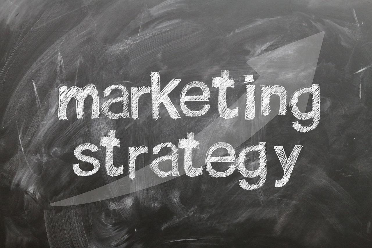 Powering Up Your Marketing Strategy: The Revolutionizing Role of AI